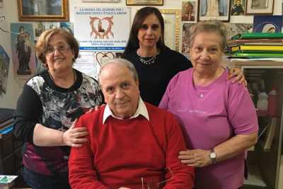 Modugno, la storia di Amedeo e dei suoi "angeli": gestiscono da soli una mensa sociale